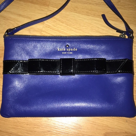 kate spade Handbags - Kate Spade Blue Bow Crossbody